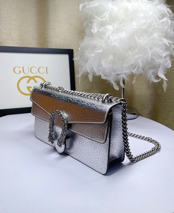 激安グッチバッグコピー側面デザイン